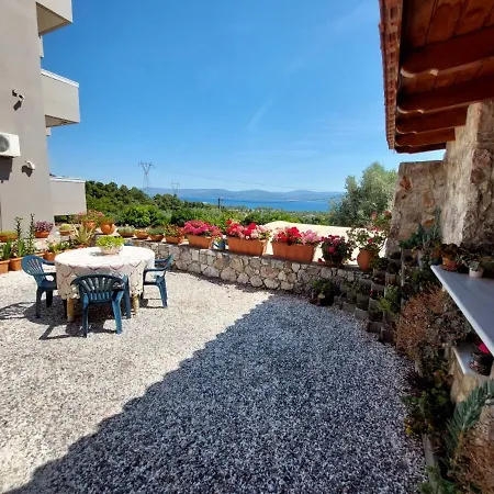 Aurora's Appartement Erétria